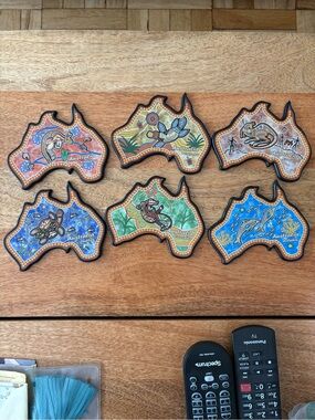 Set of 6 Australia Map coasters - Colorful Aboriginal Art